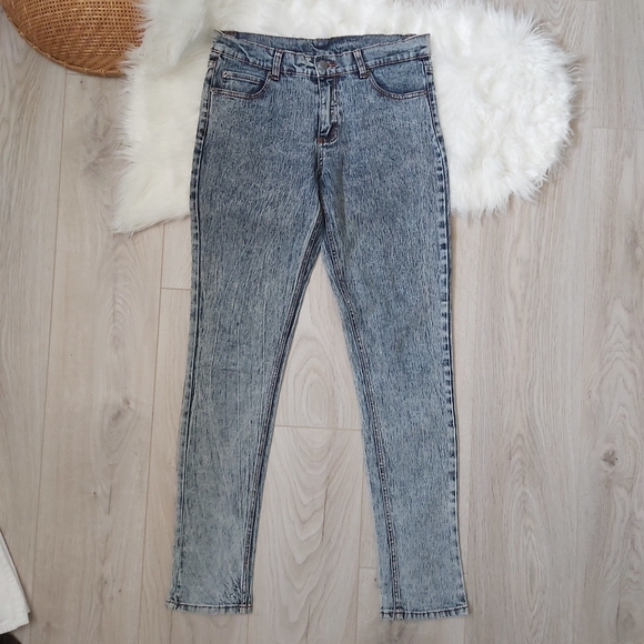 Cheap Mondays Acid Wash 80s style jeans - Picture 2 of 7